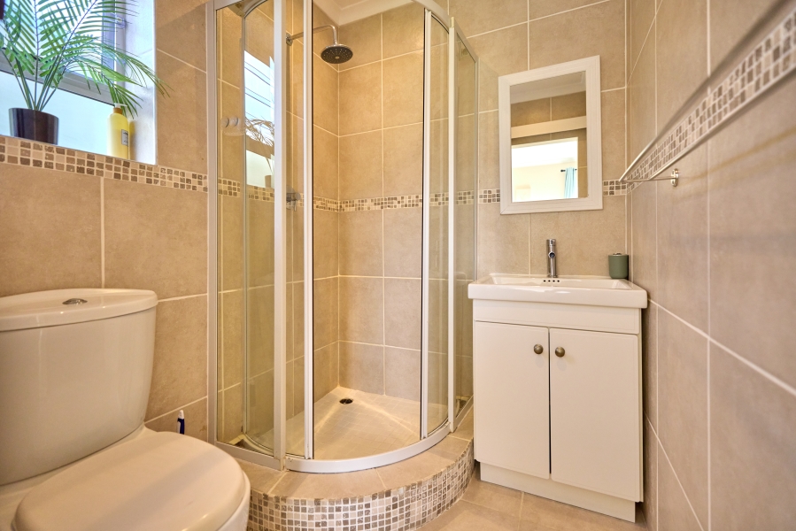 3 Bedroom Property for Sale in Milkwood Park Western Cape